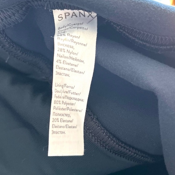 Spanx Navy Wide Waistband Fitted Compression size M - Picture 10 of 15